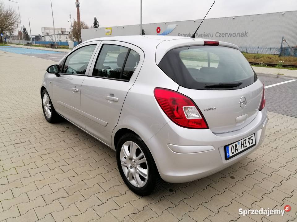 Opel Corsa D 12 Benzyna 80 Alu Klima 5 drzwi z wielkopolskie Koziegłowy