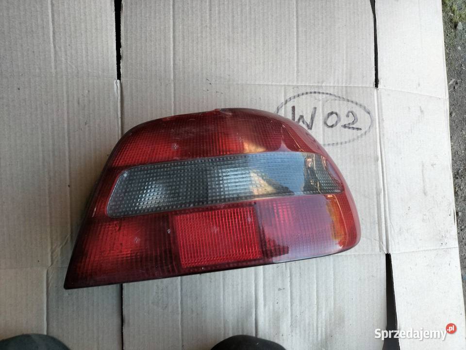 Volvo S40 LAMPA PRAWY TYŁ PRAWA TYLNA WKŁAD Liczniki i zegary Kamień-Kolonia