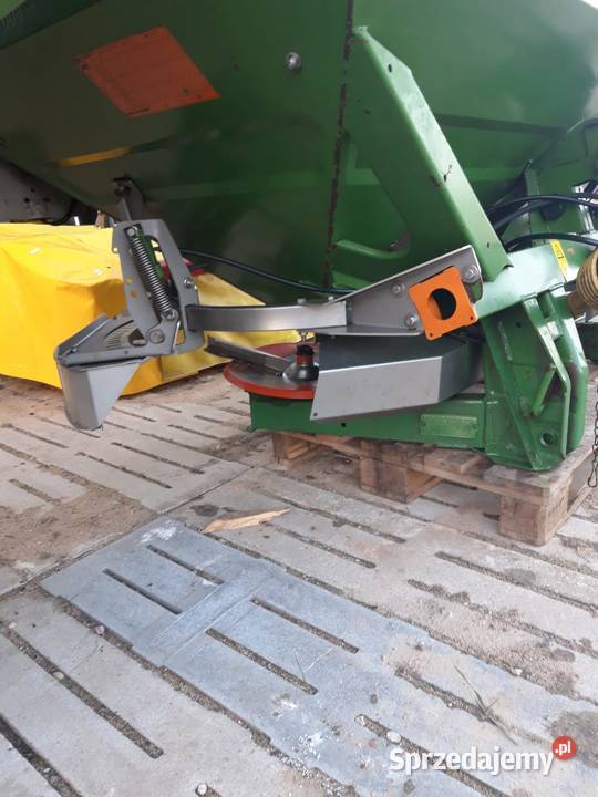 Sprzedam rozsiewacz amazonek 2000 litrow Sokółka