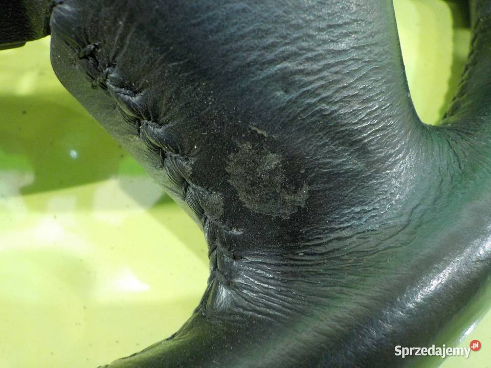 TOYOTA PRIUS II 15 VVTI 07r 5D kierownica sprzedam