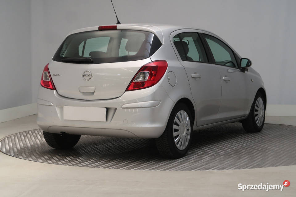 Opel Corsa 12 Hatchback