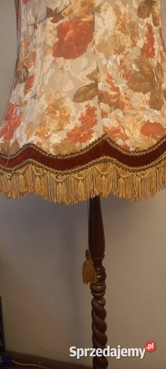 Wysoka drewniana lampa podłogowa z abażurem łódzkie Skierniewice