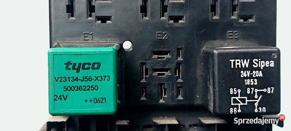 SKRZYNKA BEZPIECZNIKÓW IVECO EUROCARGO 100E18 Lipno