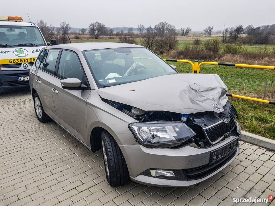 Soda Fabia III uszkodzona pierwszy właściciel manualna Konin sprzedam