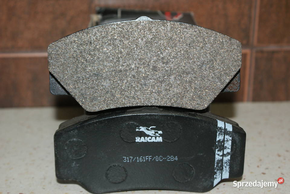 Klocek hamulcowy kpl przód FORD P 100 II TRANSIT Białobrzegi