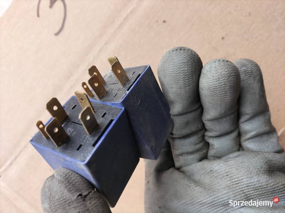 PRZEKAŹNIK OPEL 90240092 przekaźniki