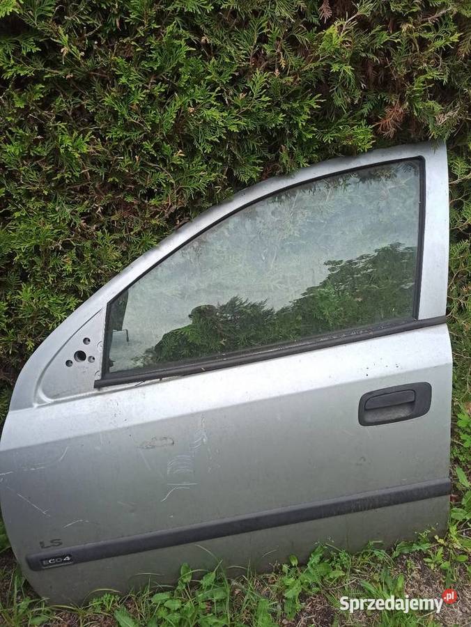 Opel Astra 2 G drzwi przednie lewe srebrne Warszawa sprzedam