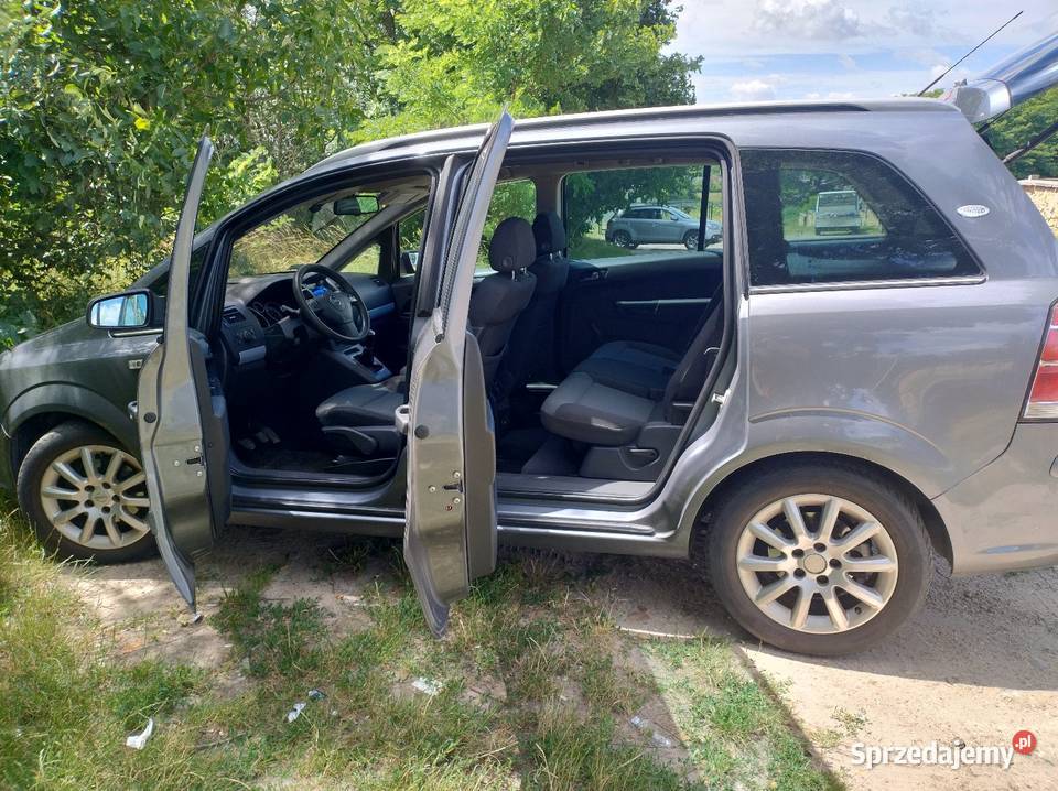 Opel Zafira B 16 benzyna 5500 zl bez negocjacji