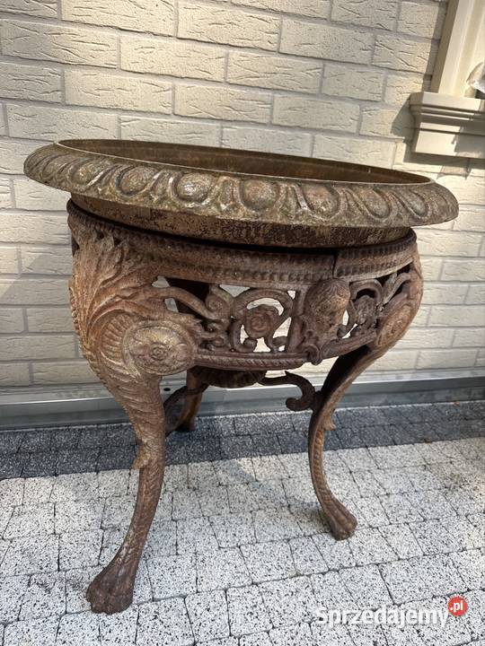 Stare żeliwne donice donica z żeliwa inną niż dolnośląskie Długopole Dolne