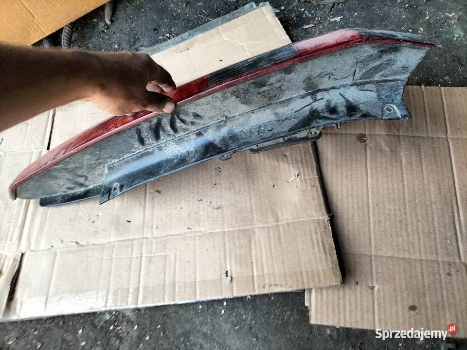 LAMPA TYŁ TYLNA PRAWA FORD FIESTA MK5 MK 5 Kamień-Kolonia