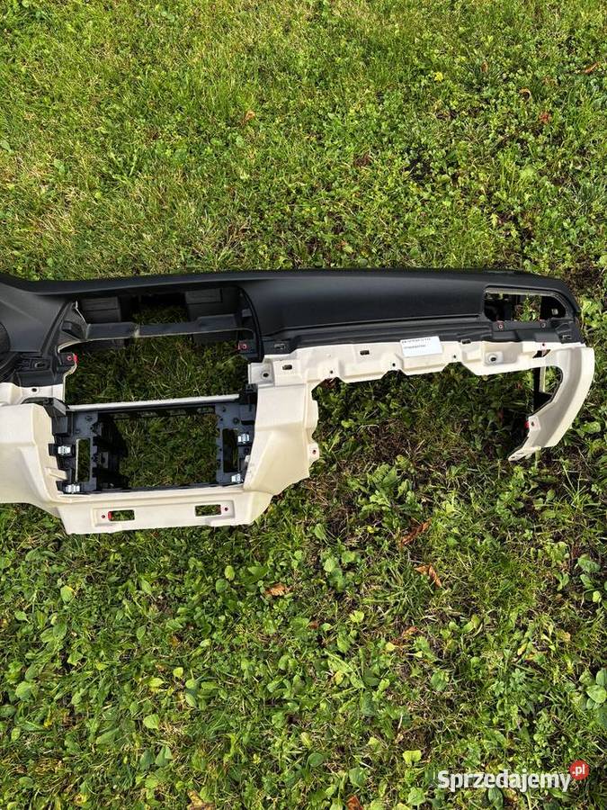 Deska rozdzielcza Kokpit Konsola BMW F10 F11 Zielona Góra sprzedam
