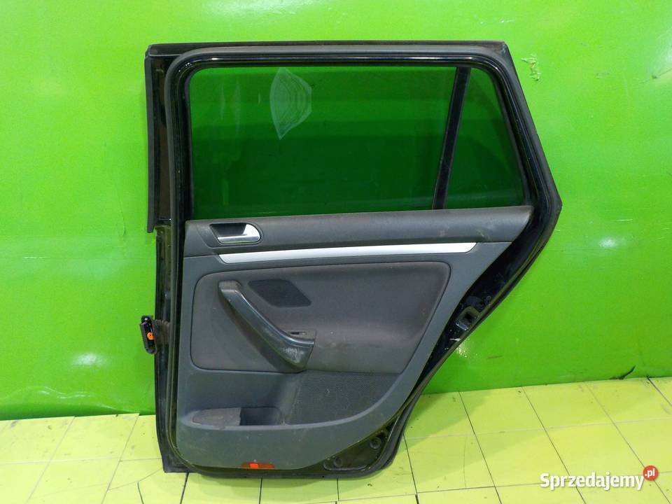 VW GOLF VI 20 TDI 09r KOMBI drzwi prawe tyl Suków