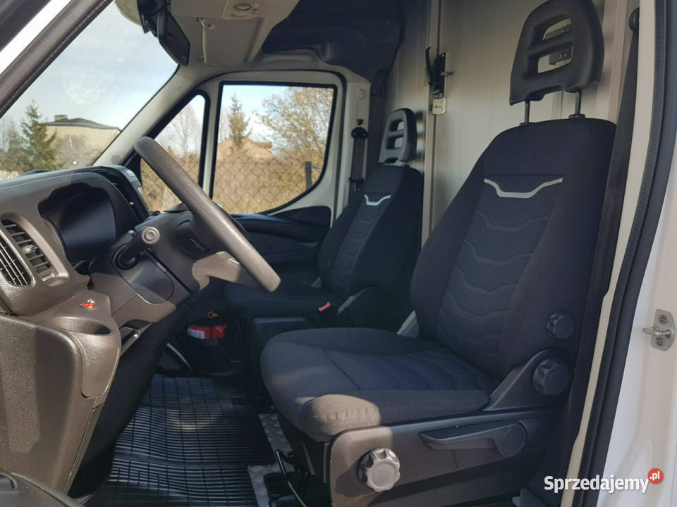 Iveco Daily KONTENER NISKOPODŁOGOWY 443x223x242 2287cm3