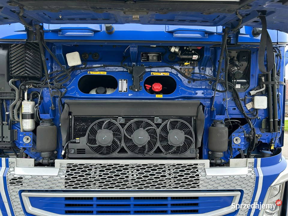 Ciagnik Volvo 500 500KM Warszawa