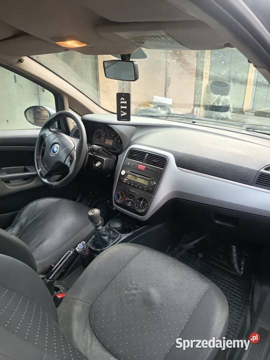 Fiat grande Punto 14 benzyna w stanie gotowy do manualna Grande Punto małopolskie Oświęcim