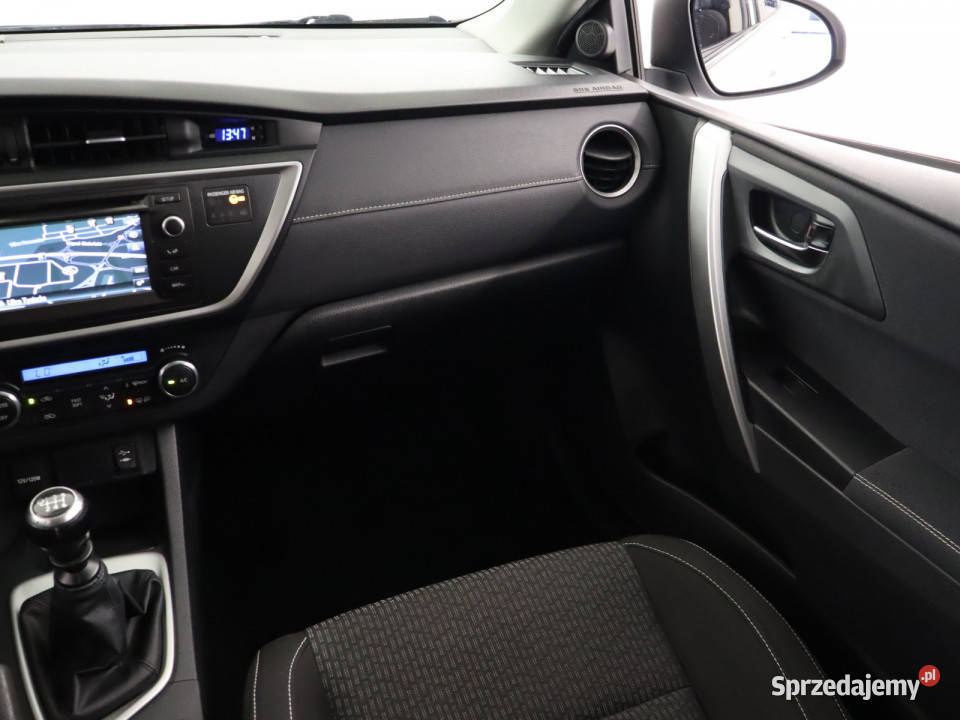 Toyota Auris 14 D4D przyciemniane szyby Auris Bielany Wrocławskie