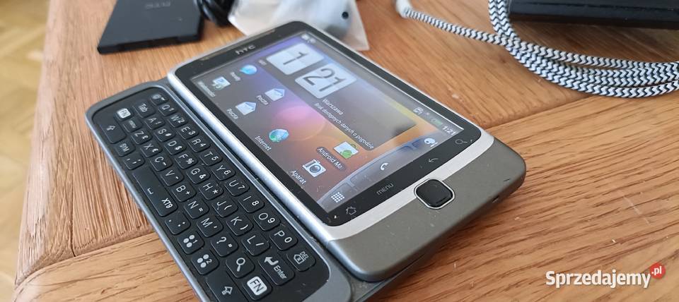 Ładny kultowy HTC Desire Z bez simloca Komplet