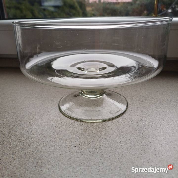 Patera szklana na nóżce na owoce cukierki Sieradz