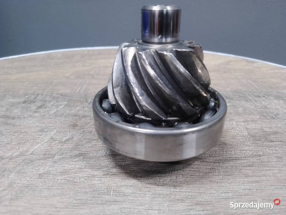 Wałek atakujący przedniego dyfra Tgb Blade Konin