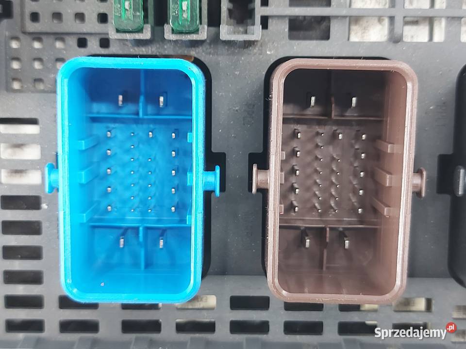 CITROEN DS4 12r skrzynka bezpieczników Skrzynki bezpieczników Kielce sprzedam