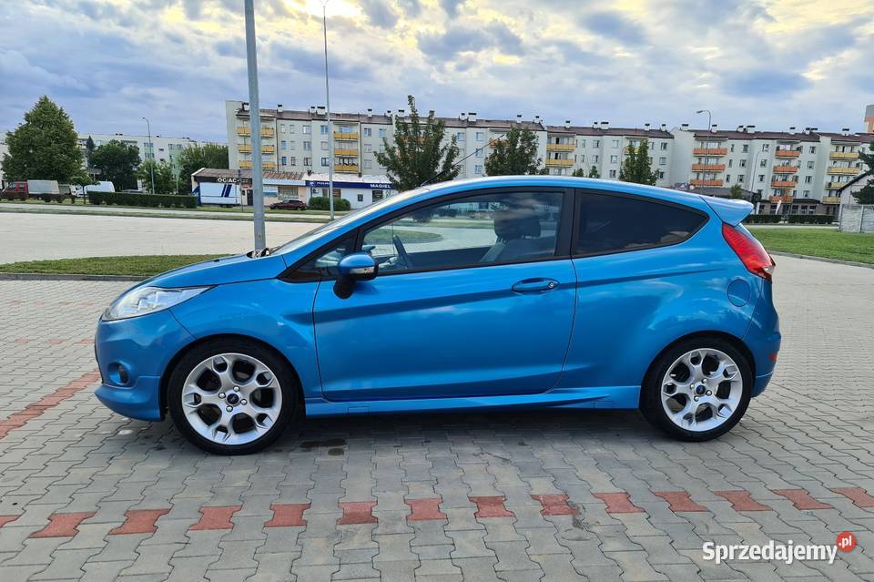 Ford Fiesta 232000km mazowieckie Wielogóra