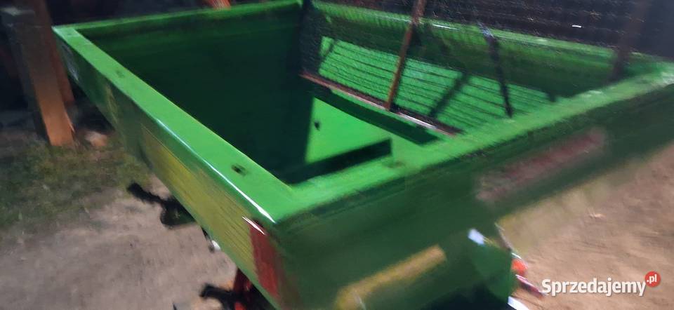 Sprzedam Rozsiewacz dwutarczowy Strumyk Roztropice