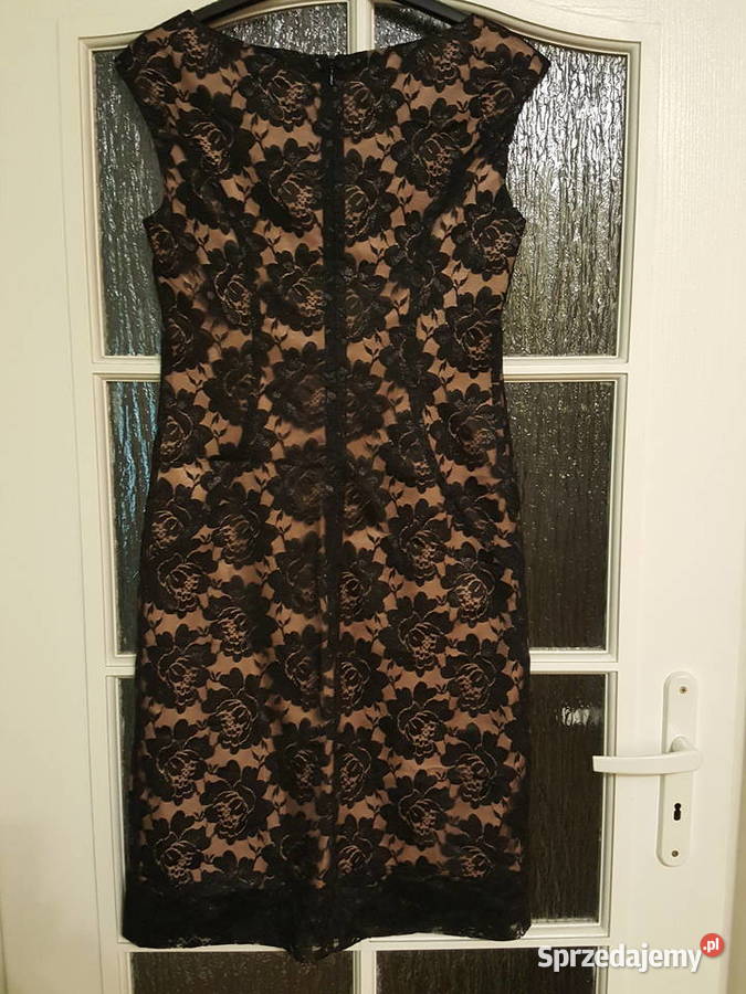 Sukienka koronkowa Beata CUPRIAK czarna koronka