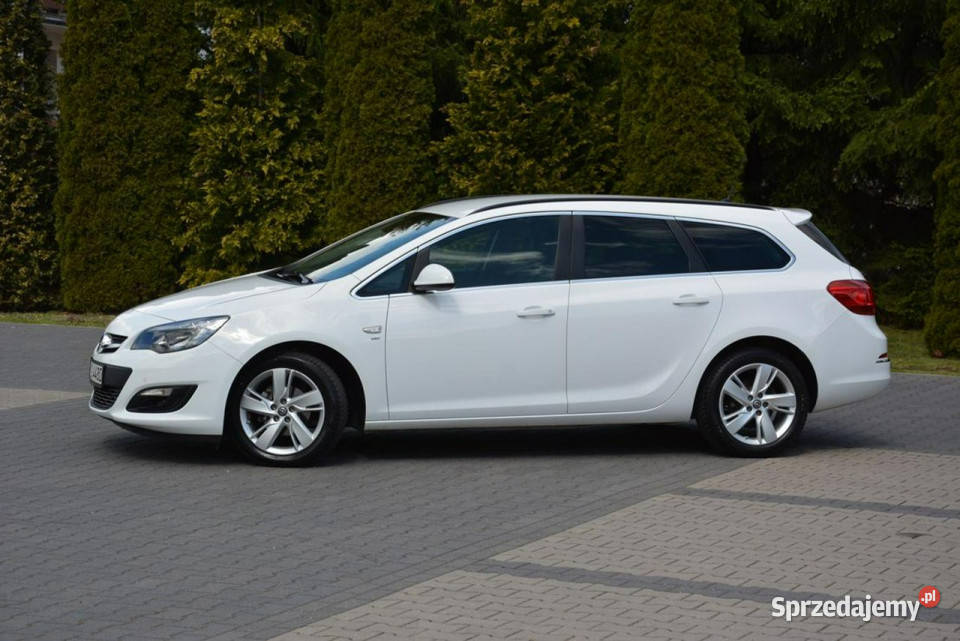 Opel Astra 14T140 Lift Ledy Duża Navi półskóry Ostrów Mazowiecka sprzedam