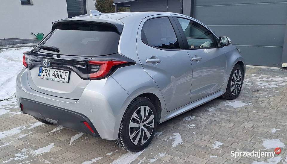Toyota Yaris Hybrid 15 Comfort wielofunkcyjna kierownica małopolskie Kraków