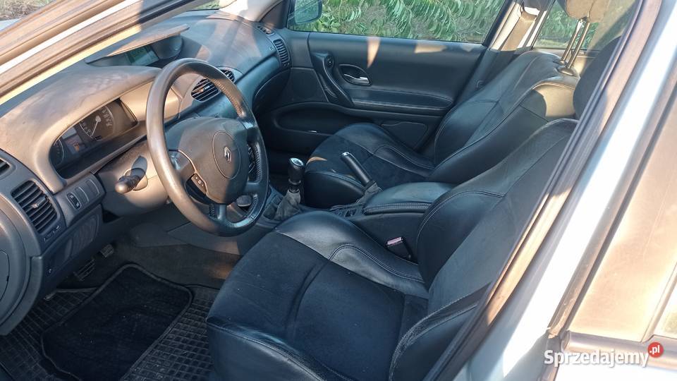 Częsci karoserii LAGUNA II kombi TEB64