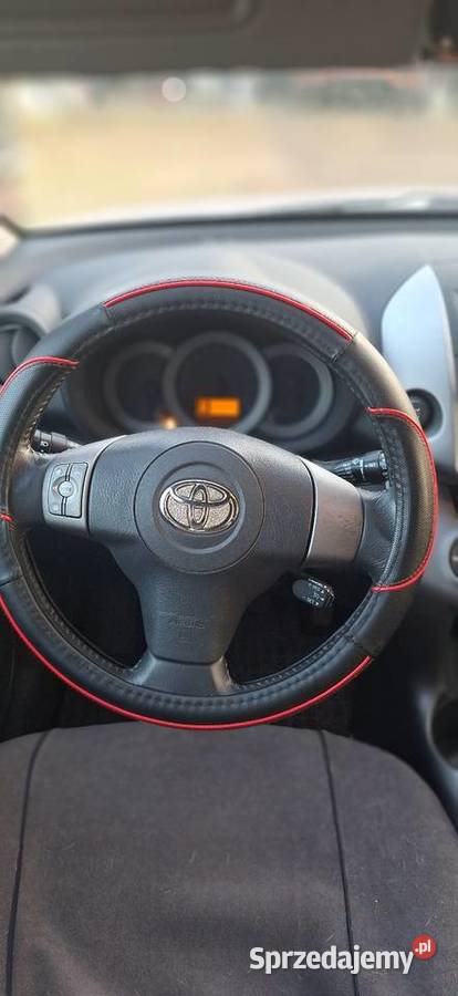 Toyota Rav4 manualna