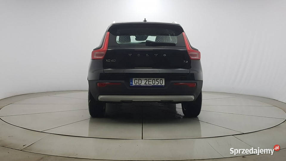 Volvo XC 40 T3 Momentum Pro Z Polskiego Salonu centralny zamek Warszawa sprzedam