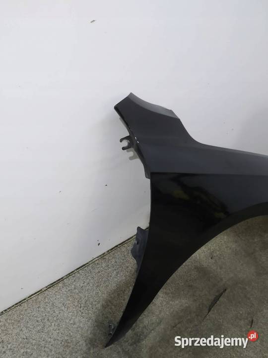 BŁOTNIK PRAWY PRZÓD CZARNY USA SEDAN VW Passat