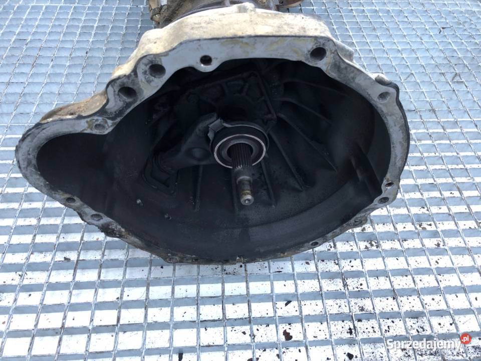 SKRZYNIA BIEGÓW NISSAN TERRANO 32101G2341 27 99 osobowe