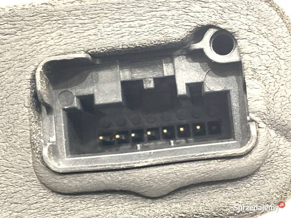 ZAMEK DRZWI PRAWY TYŁ VW TIGUAN SUV 5NA839016B