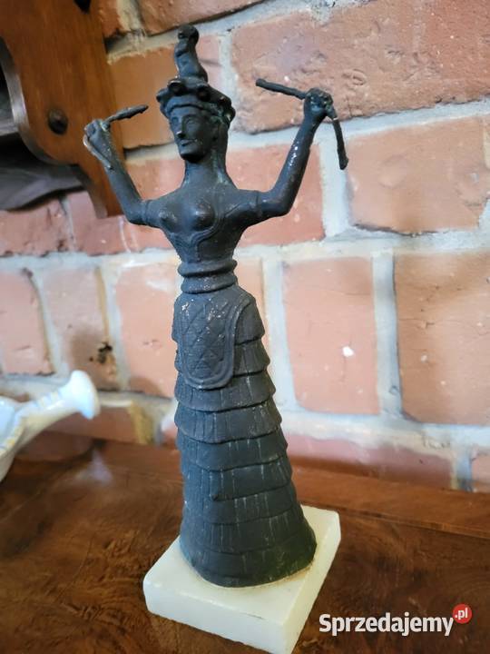 Stara figurka kobiety Rybnik