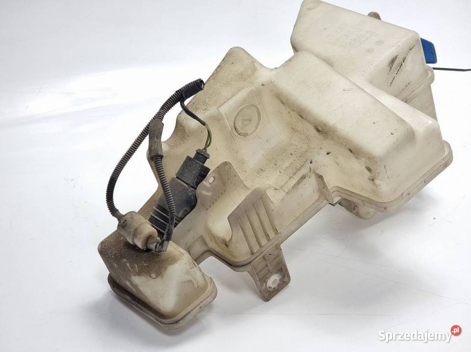 ZBIORNICZEK SPRYSKIWACZY VOLKSWAGEN TOURAN Lipno sprzedam