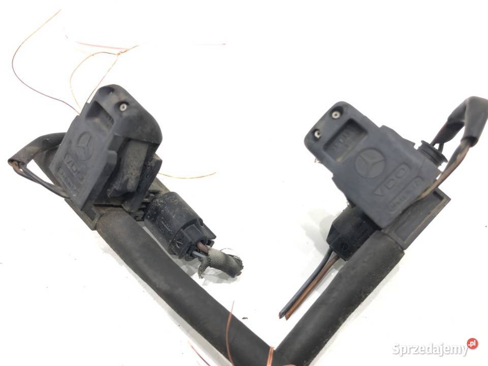 DYSZE SPRYSKIWACZY MERCEDES W203 0007 Dysze spryskiwaczy