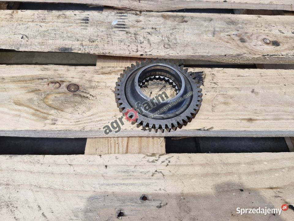Koło zębate Fendt 939 936 930 927 Byków