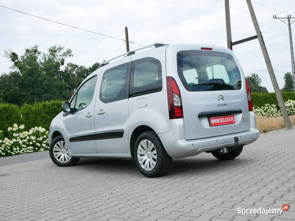 Citroen Berlingo 16 HDI 114 Eu5 Multispace Hak światła przeciwmgielne Goczałkowice-Zdrój
