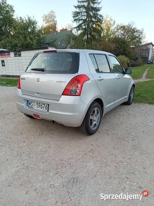 sprzedam suzuki swift 245000km Marki