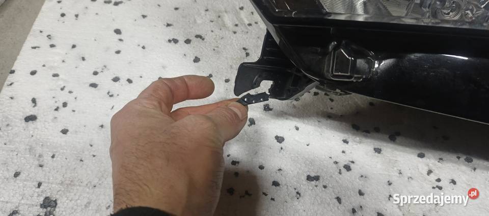 LAMPA DACIA SANDERO III LEWA kujawsko-pomorskie Barcin sprzedam