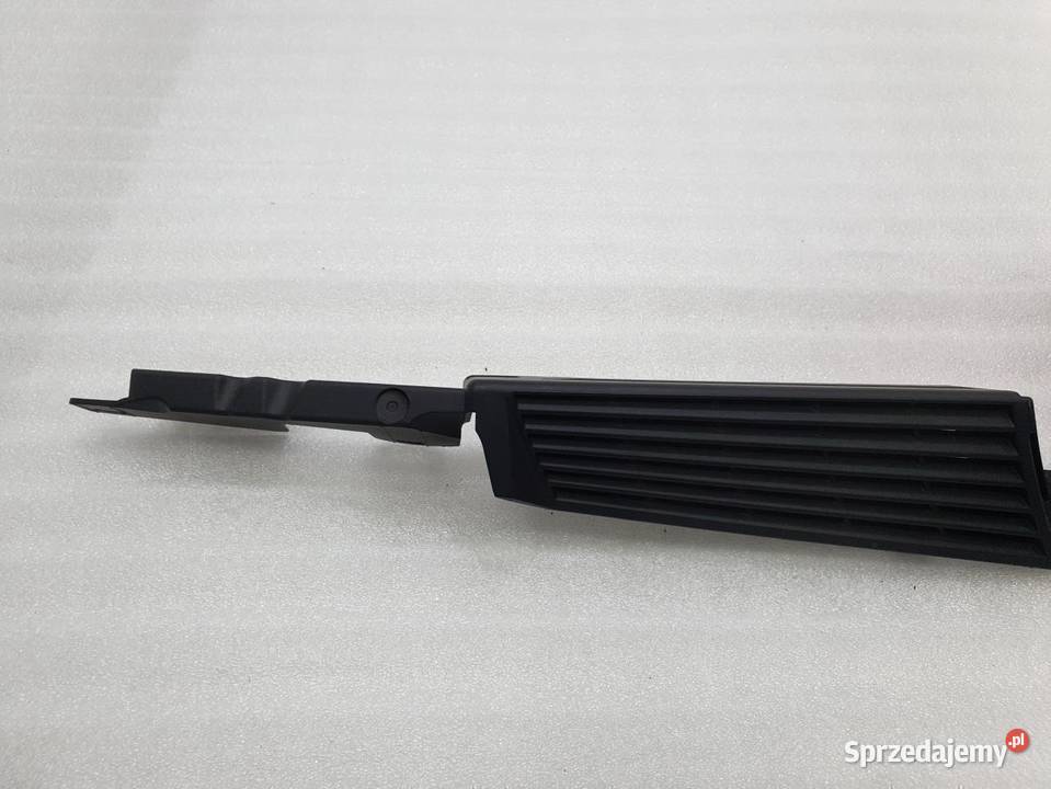 OSŁONA BAGAŻNIKA PRAWY TYŁ BMW E91 7068910