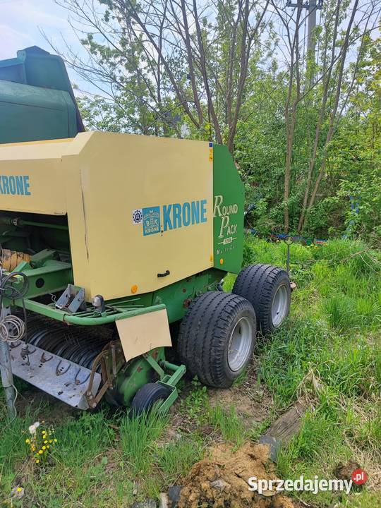 Prasa Krone 1250 round pack owijarka Rolujące (belujące) lubelskie Dragany