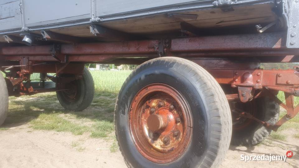 Przyczepa Rolnicza wywrotka pozostałości Krone Korfantów