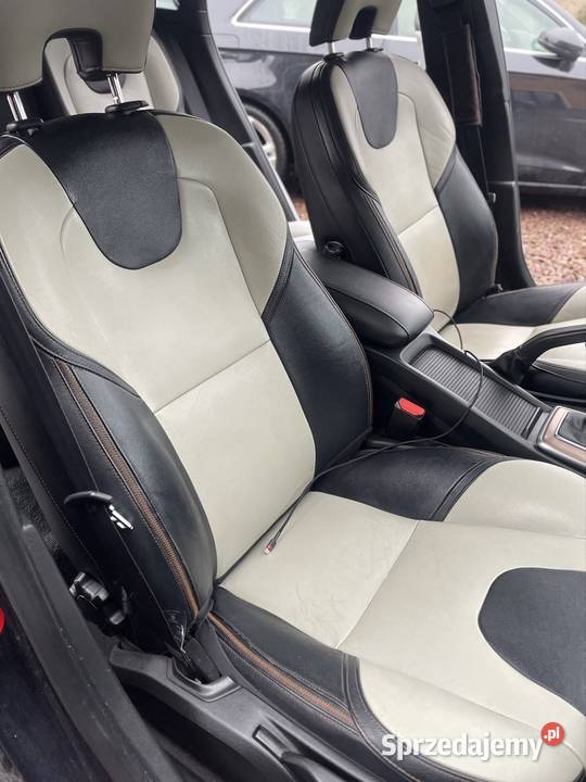 Volvo V40 CROSS Country Automat