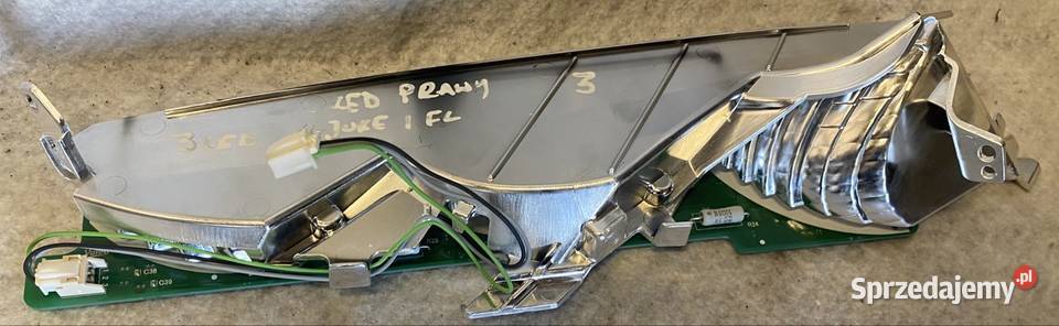 Led lampy prawy przód Nissan Juke I lift Jasienica