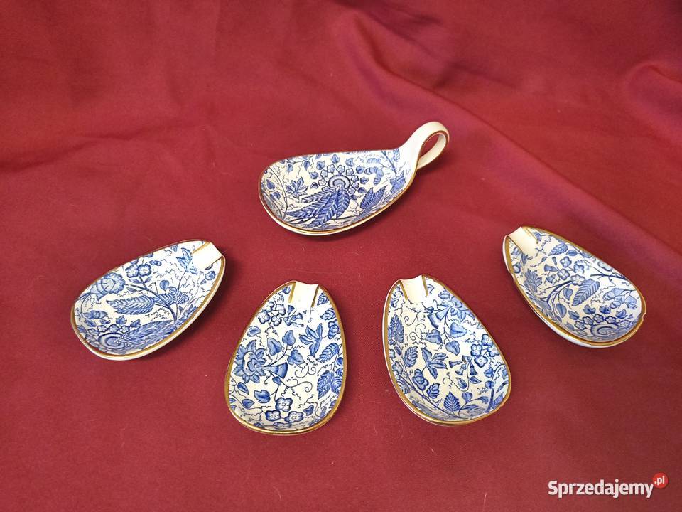 Zestaw porcelanowych spodeczków liście Chorzew