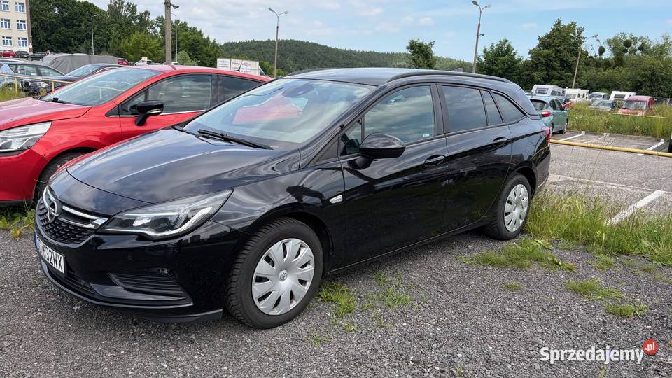 Syndyk sprzeda samochód osobowy Opel Astra III Gdańsk