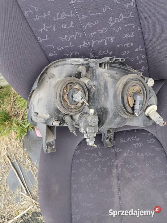 Reno Thalia lampa przód prawy